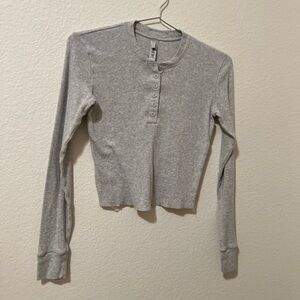 Skims Gray Ribbed Button Front Top (XL)